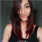 Studentessa di mediazione linguistica e interculturale prossima alla laurea